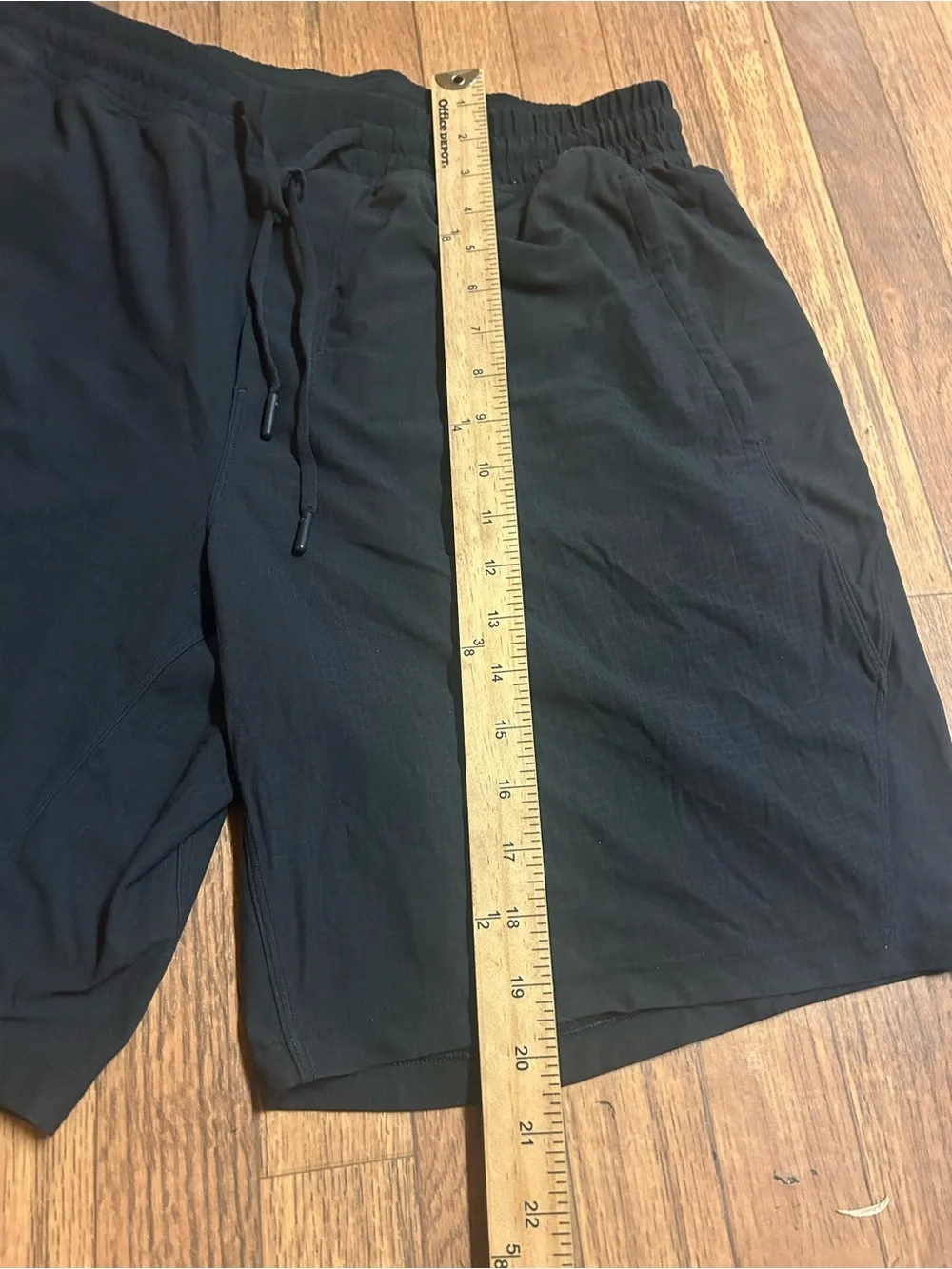 Lululemon Men's Black Performance Drawstring Shorts